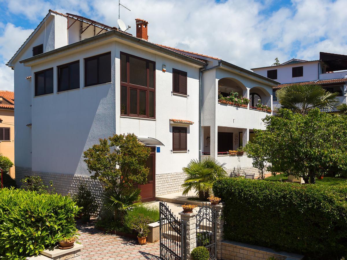 Apartments Neda Poreč Buitenkant foto